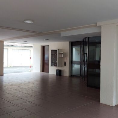 Appartement 3 pièces 92487 €