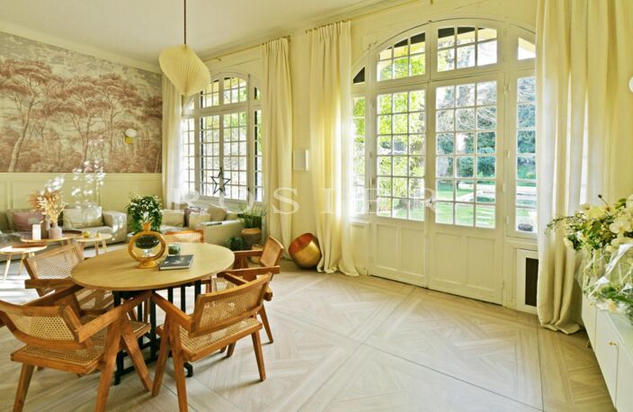 Maison de Maître sur parc avec piscine au cœur d'Apt — photo 4