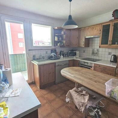 Appartement 5 pièces 149000 €