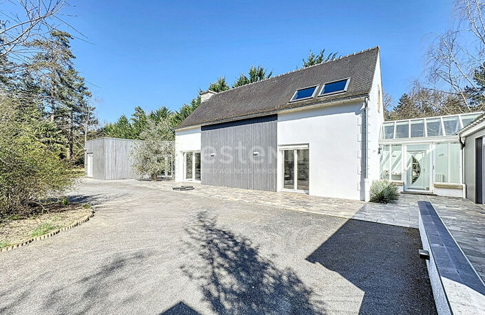 Lamorlaye Maison de 300m2 habitables,  8 pièces, piscine et parc de 4100 m² — photo 5