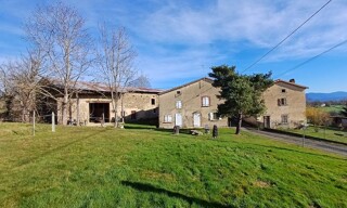 Maison  90 m² à vendre à Saint-Dier-d'Auvergne (63520)