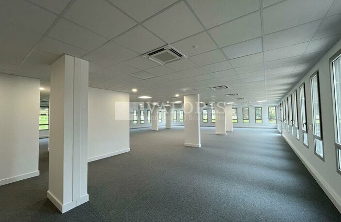 BUREAUX à LOUER — photo 5