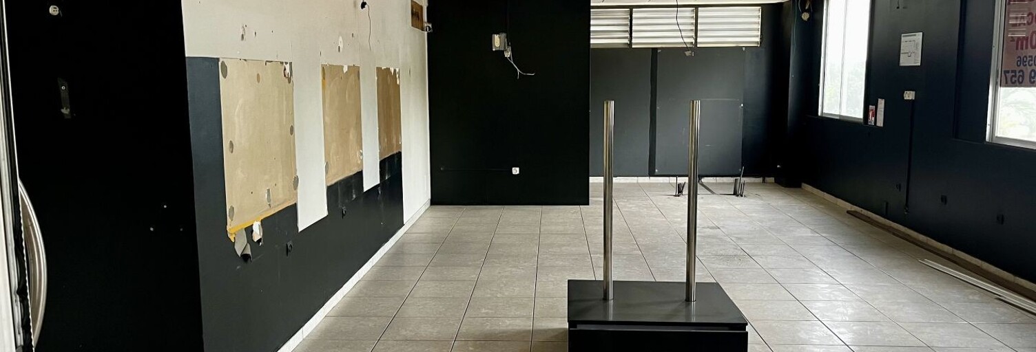 Commerce  60 m² à louer à Le Marin (97290)