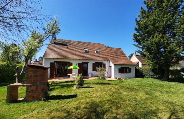 Vente maison 6 pièces 130 m² Valençay (36600) — photo 3