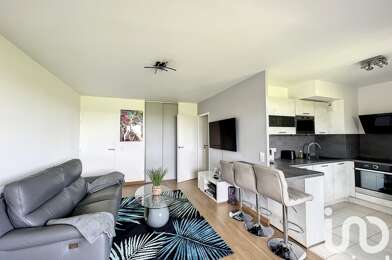 Appartement 3 pièces 243000 €