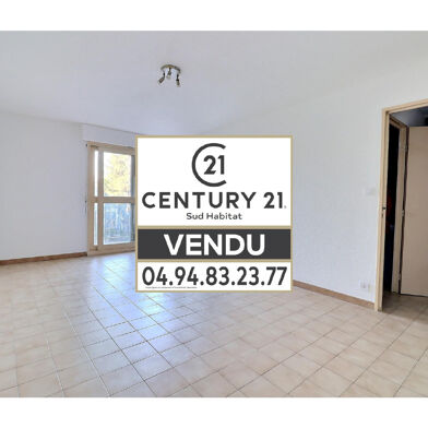 Appartement 1 pièces 115000 €
