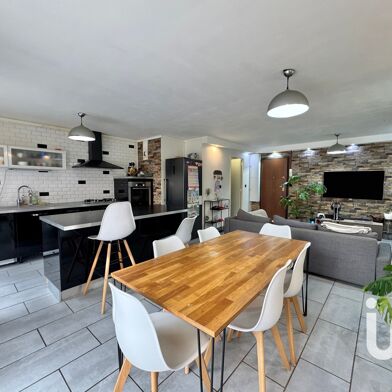 Appartement 4 pièces 184900 €