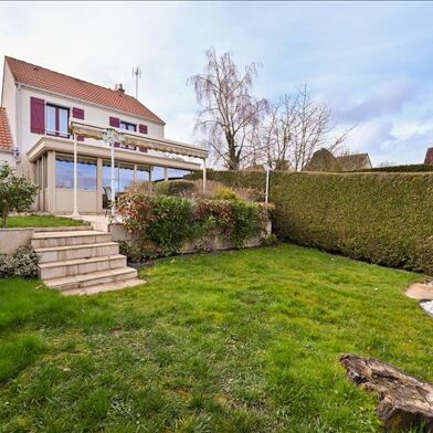 Maison 7 pièces 348150 €