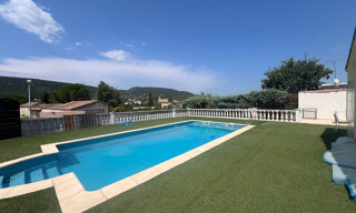 Maison 5 Pièces 180 m² à louer à Vailhauquès (34570)