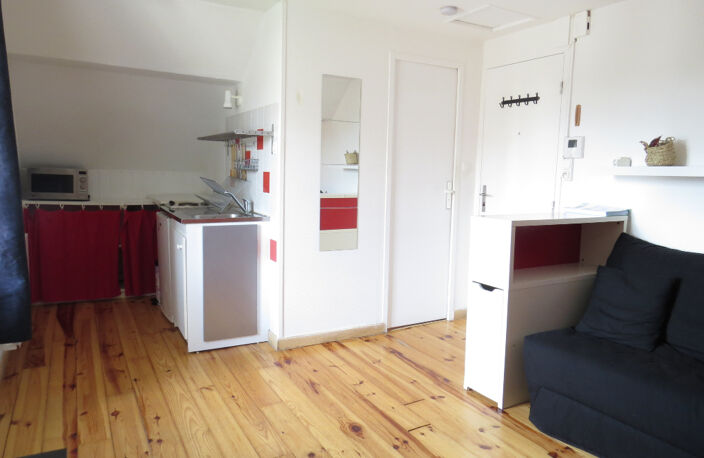 ENTRE PLACE WILSON - JEANNIN ET PLACE TRENTE OCTOBRE — photo 2
