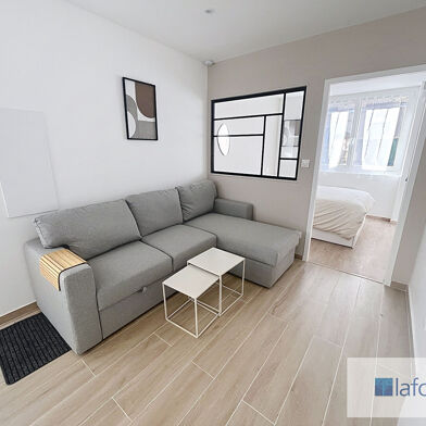 Appartement 1 pièces 705 €