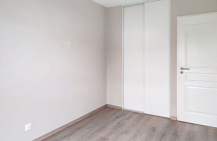 Appartement Longvic 3 pièce(s) 66.57 m2 - Vendu loué — photo 4