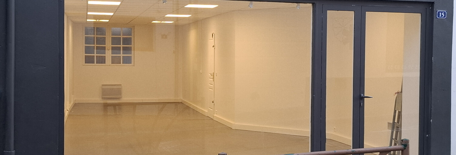 Commerce  50 m² à louer à Saint-Palais (64120)