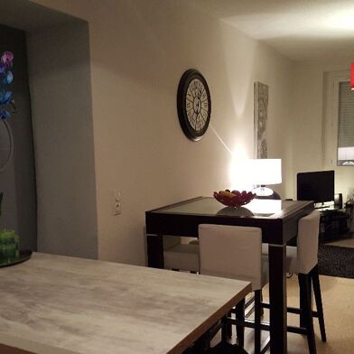 Appartement 1 pièces 450 €