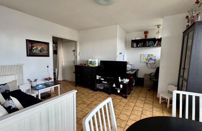 À vendre – Beau T3 lumineux avec balcons dans une résidence sécurisée — photo 4
