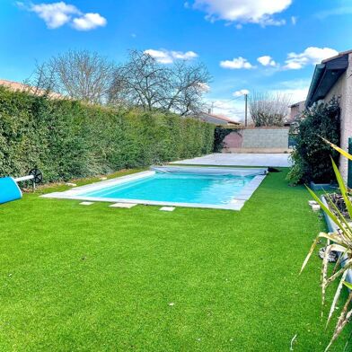 Maison 5 pièces 376300 €