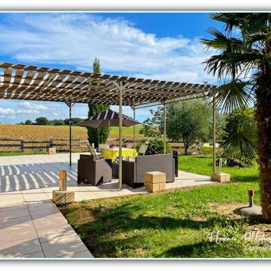 Maison 18 pièces 690000 €