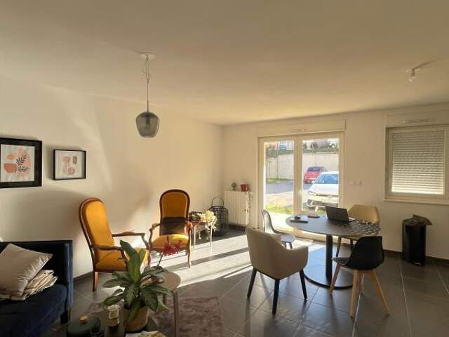 Appartement À Louer — photo du bien