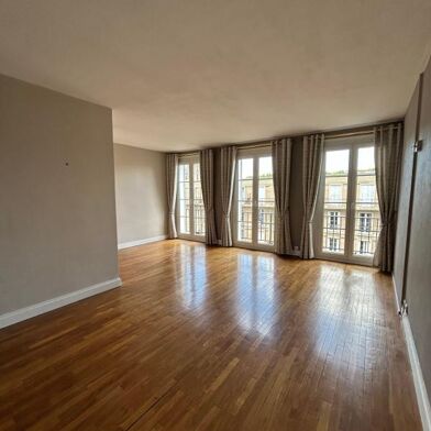 Appartement 3 pièces 1170 €