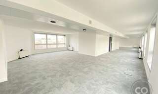 Bureau  180 m² à louer à Boulogne-Billancourt (92100)