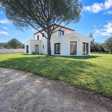 Maison 6 pièces 599000 €
