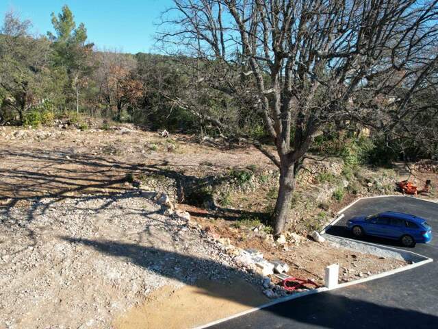 83510 LORGUES - Dans un cadre campagne et proche centre-ville — photo du bien