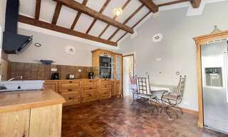 Maison 9 Pièces 195 m² à vendre à Saint-Martin-de-Crau (13310)