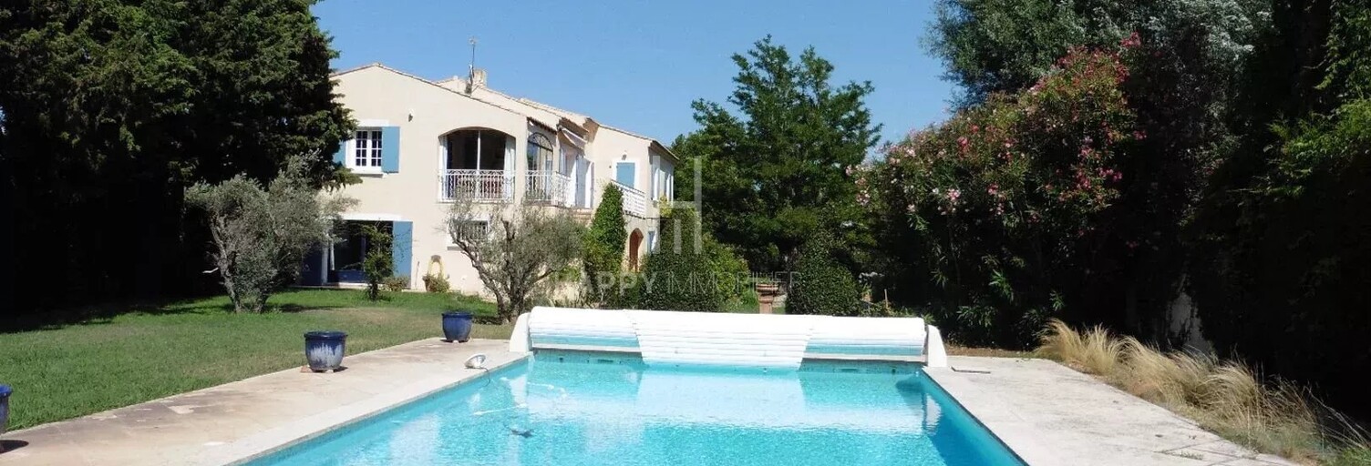 Maison 8 Pièces 385 m² à vendre à Fontvieille (13990)