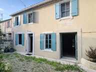PLEIN CENTRE DE MAUSSANE LES ALPILLES — photo 2