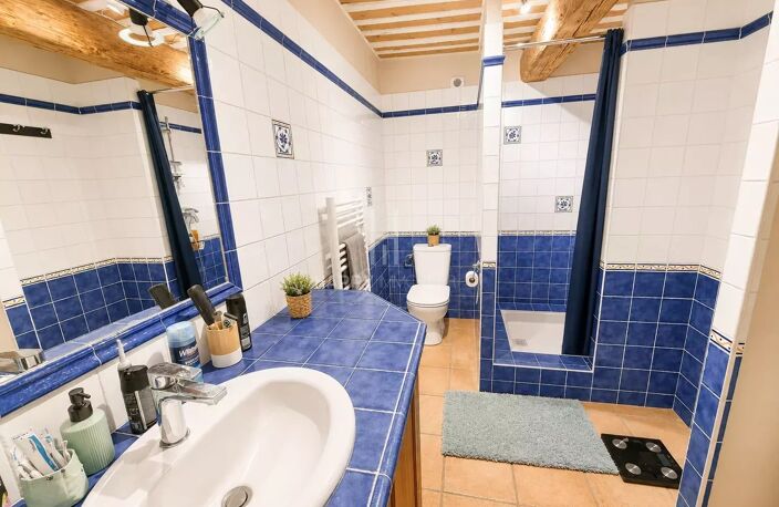 Maison de village alliant charme et potentiel — photo 5