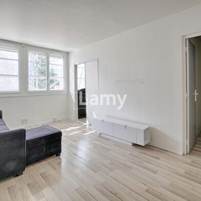 Appartement 4 pièces 142000 €