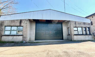 Local industriel  350 m² à vendre à Saint-Pierre-la-Palud (69210)
