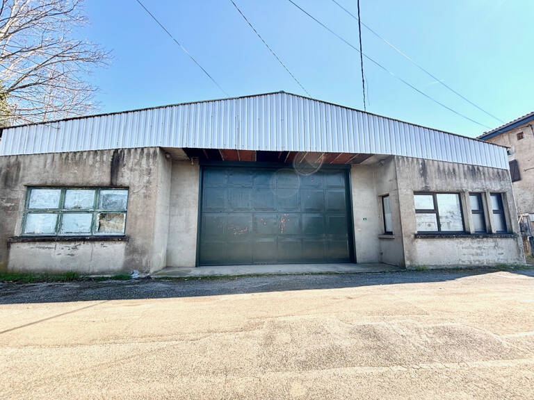ST PIERRE LA PALUD ENTREPOT 350 M2 — photo 1
