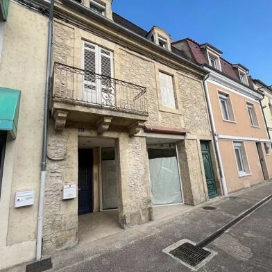 Immeuble  246500 €