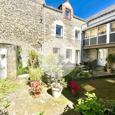 Maison 8 pièces 384800 €