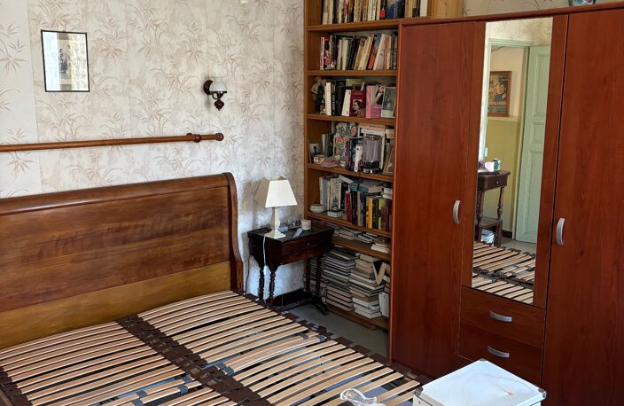 Vente maison 8 pièces 185 m² Marseille 7 (13007) — photo 4