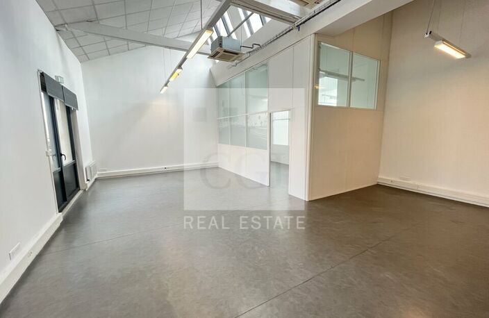 BUREAUX/LOCAL COMMERCIAL à LOUER — photo 2