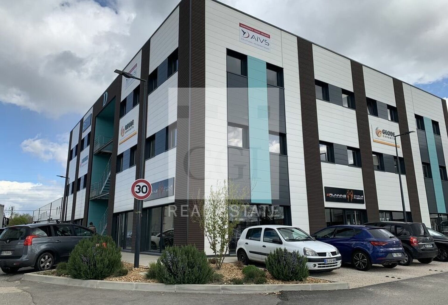 LOCAL COMMERCIAL à LOUER — photo 1