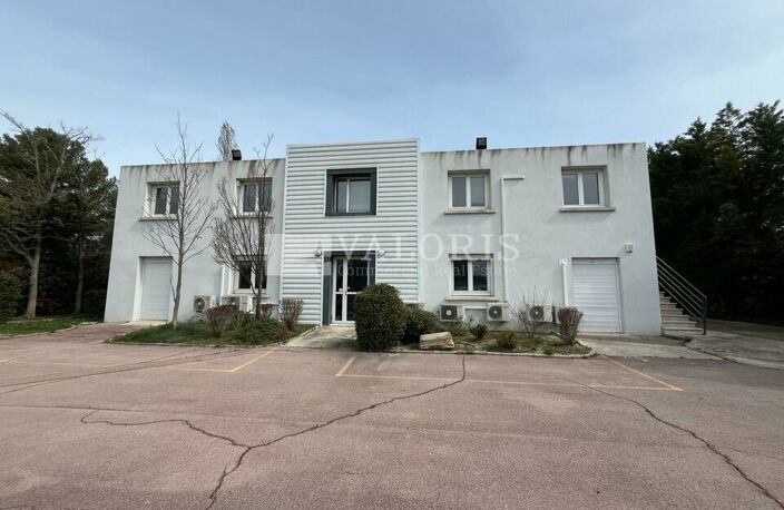 BUREAUX à LOUER — photo 2