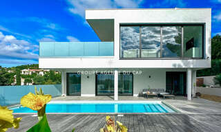 Maison 8 Pièces 340 m² à vendre à Roquebrune-sur-Argens (83380)