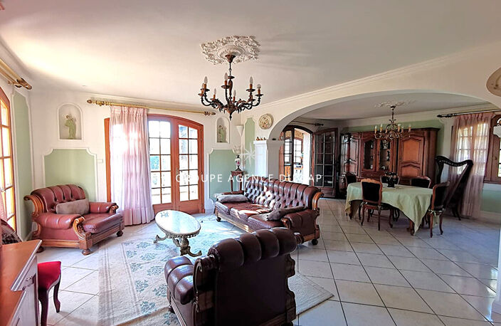 À VENDRE VILLA PROVENÇALE 3 APPARTEMENTS CENTRE ET MER À PIED, AUX ISSAMBRES — photo 5