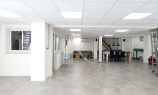 Commerce  188 m² à louer à La Crau (83260)