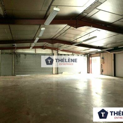 Commerce  600000 €