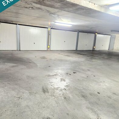 Garage  19900 €