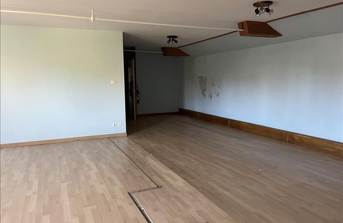 Vente immeuble   Saint-Junien (87200) — photo 4