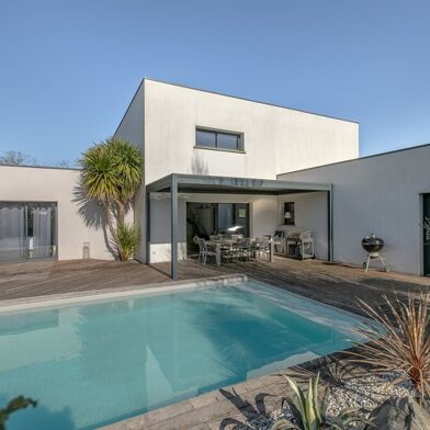 Maison 6 pièces 780000 €