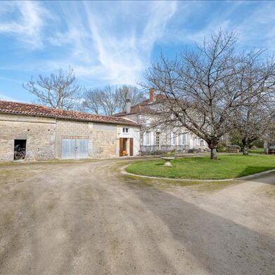 Maison 8 pièces 348150 €