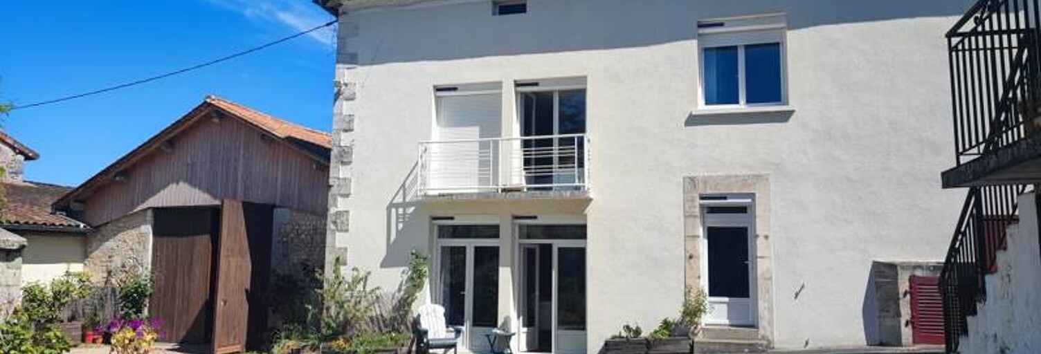 Maison 5 Pièces 138 m² à vendre à Montmoreau (16190)