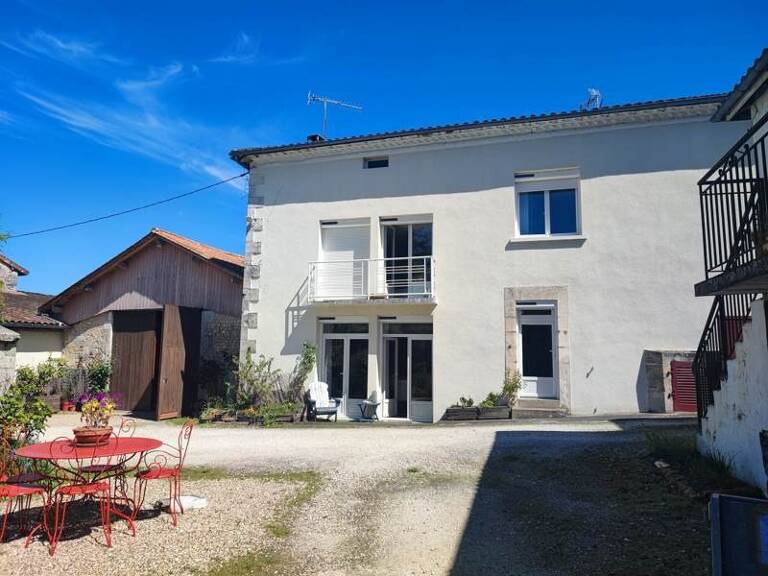 Maison de ville de 5 pièces principales — photo 1