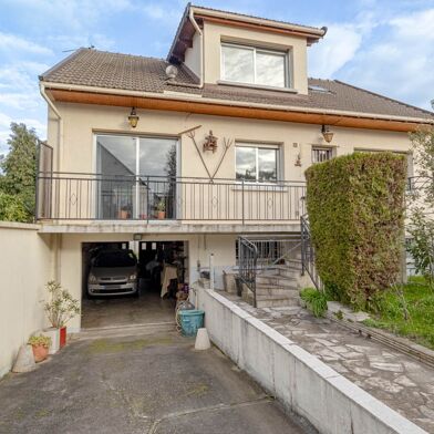 Maison 5 pièces 405000 €